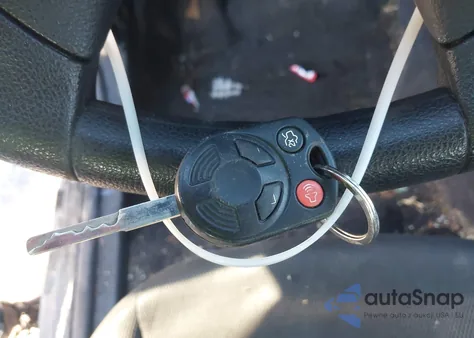 2013 Ford Focus S z USA, uszkodzony, nr VIN 1FADP3E29DL206677